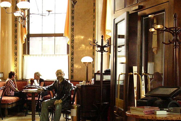 Altenberg au Café Central